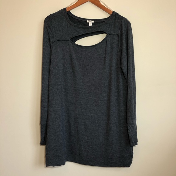 Soma | Asymmetrical Cutout Long Sleeve Shirt Sz M